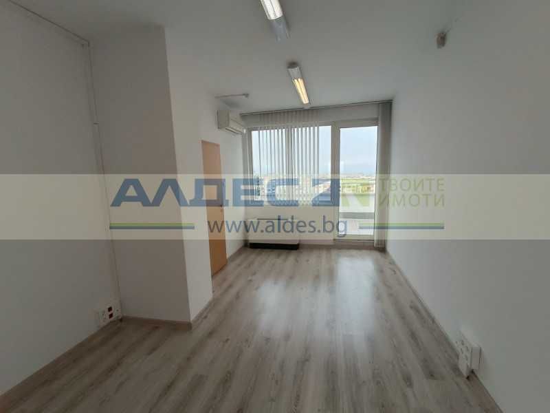 Дава се под наем Офис в София, Хиподрума - 92 кв.м за 847.62 € - Снимка #1