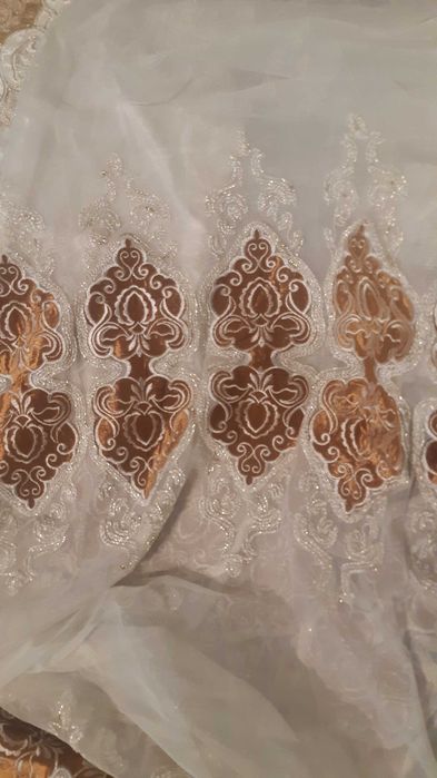 Велюровые шторы в комплекте