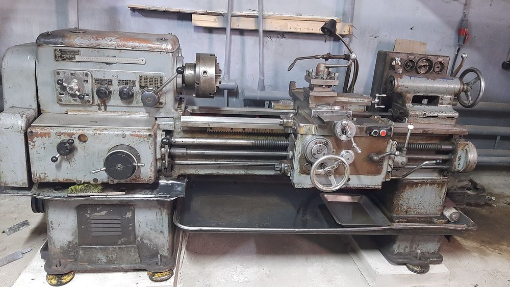 Токарный станок 1 к 62