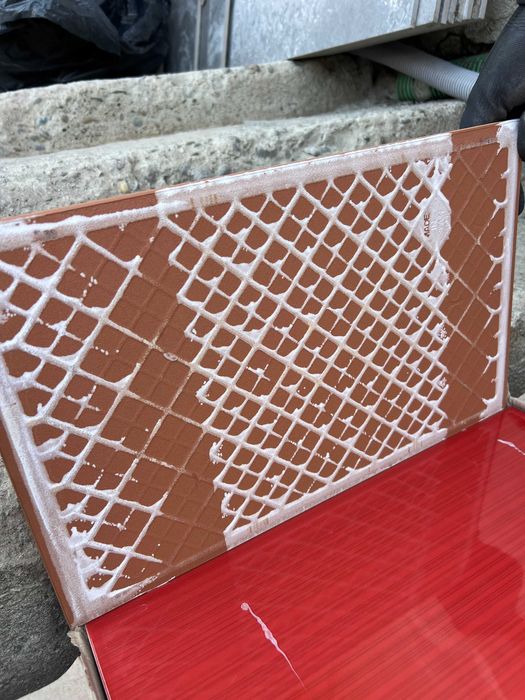 Faianta ceramica Cristacer rosie
