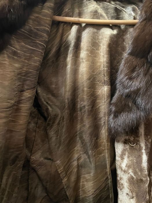 Стриженная норка с капюшоном из соболя