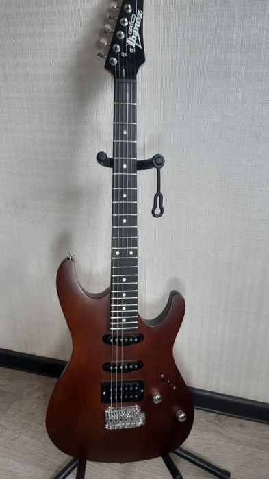 Электрогитара IBANEZ GIO GSA60 - Walnut