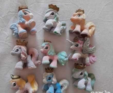 Фигурки играчки различни лотчета