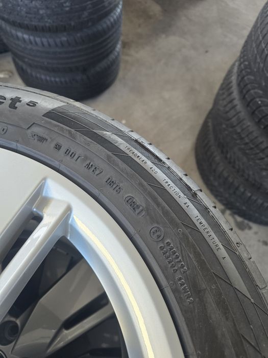 4 Броя 235/55/19 Continental 2x5,8mm 2x5mm