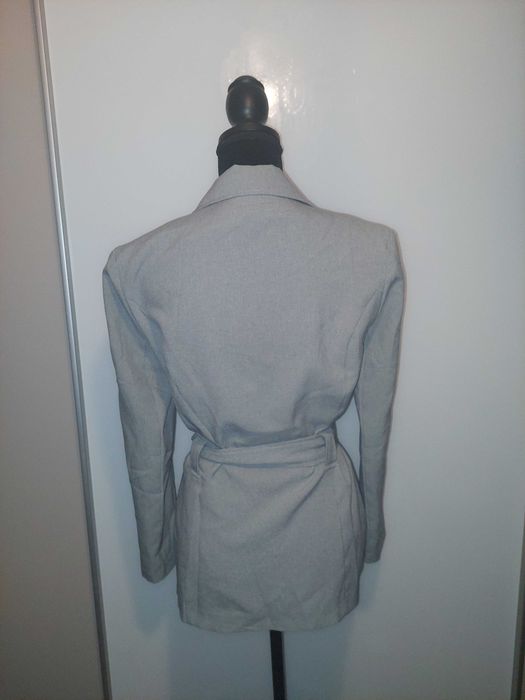 Sacou subtire lungime medie office gri