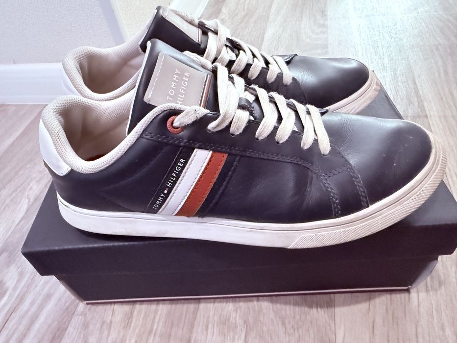 Продам кеды Tommy Hilfiger