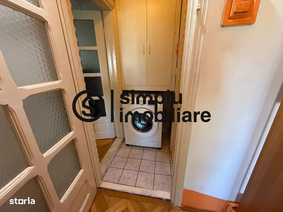 Apartament 3 camere semidecomandat et 2/4