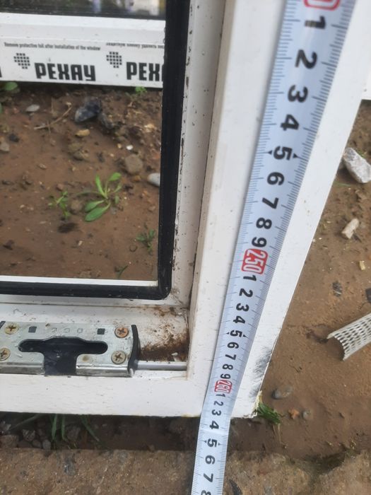 Пластиковые окно и дверь