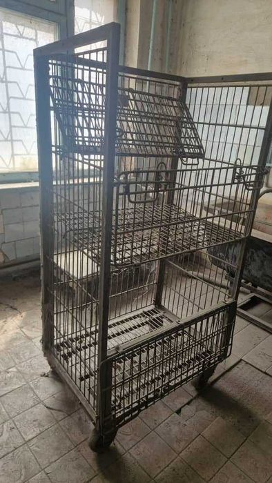 Стеллаж металлический тележка на колесах для столовой чойхона