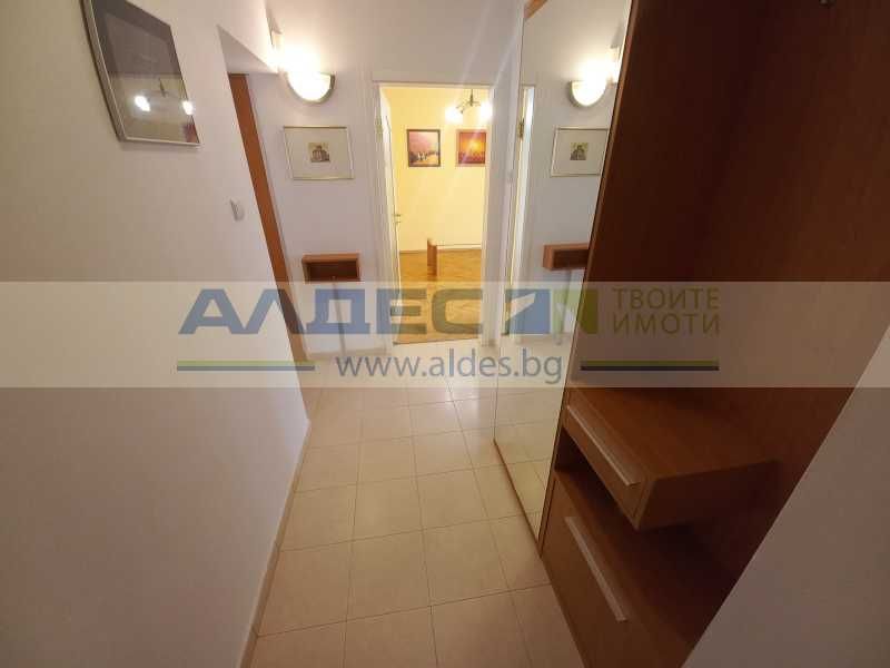 Дава се под наем Тристаен апартамент в София, Център - 107 кв.м за 1200 € - Снимка #13