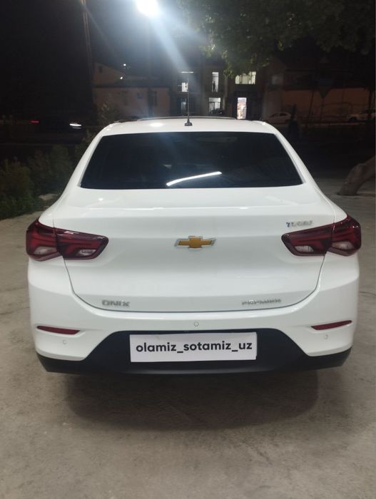 Onix premier + 2024