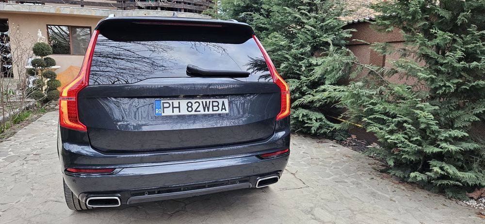 Volvo XC 90 R Design T8 4 AWD Twin Engine Geartronic Plug In Hyibrid