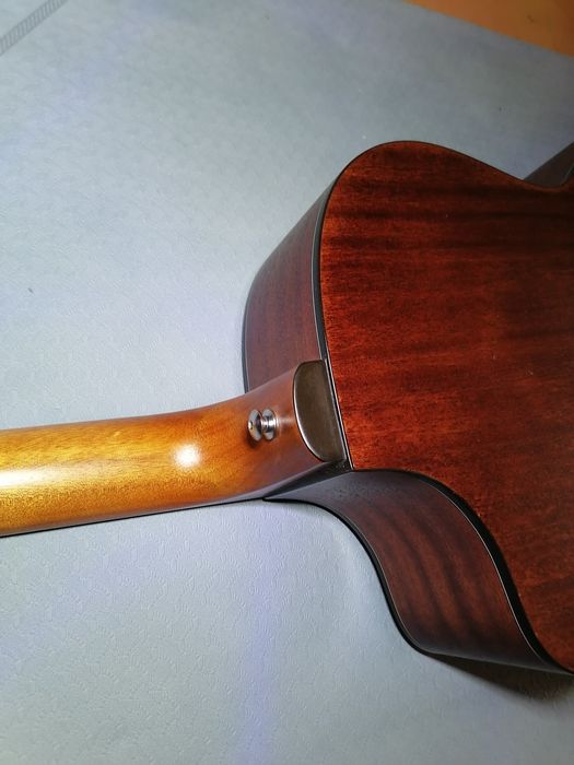 Продам гитару акустика