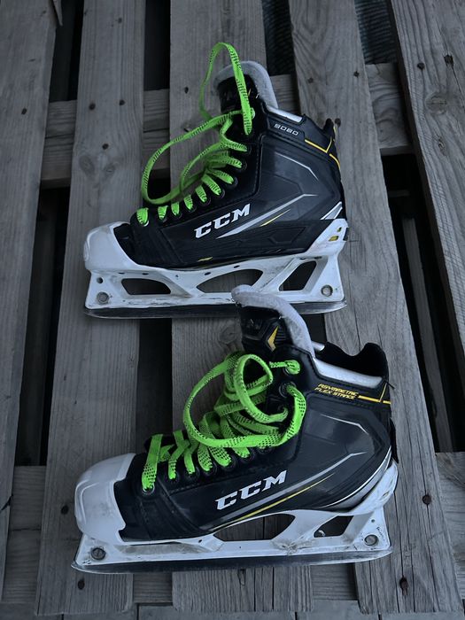Вратарские коньки CCM 9080,
