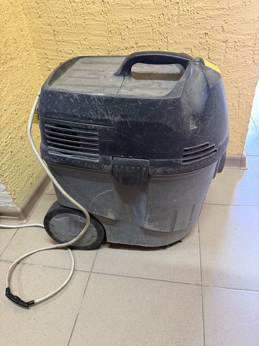 Продам пылесос karcher