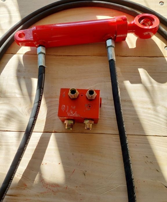 Cilindru direcție plug tiranti sapa
