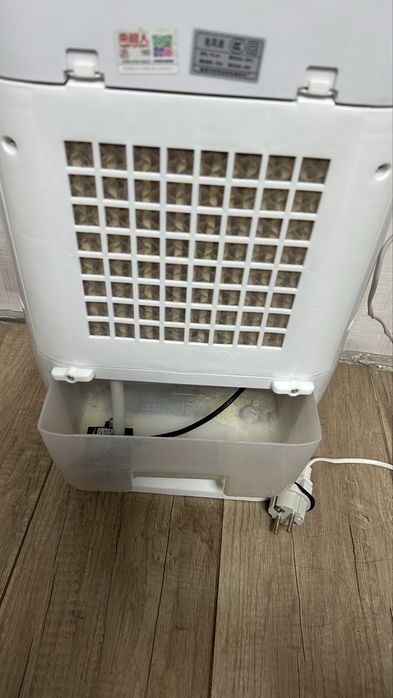 срочно продаю напольный кондиционер