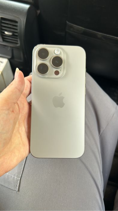 Продам iphone 15 pro, 256gb