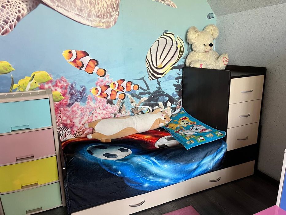 Кровать трансформер со съемной люлькой.