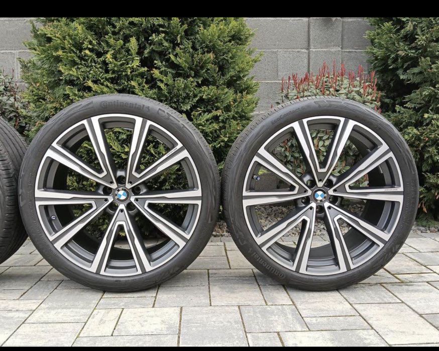 Vand 2 buc jante BMW 275.35.R22 fata
