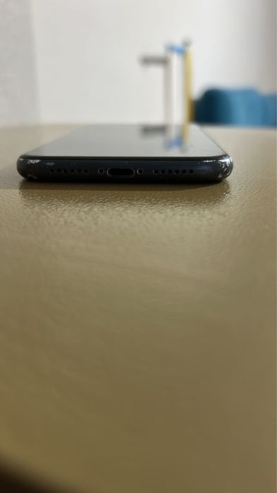 Продам Iphone 11 64 GB