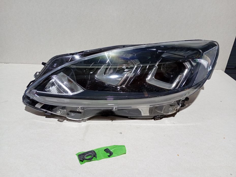 Far stânga Ford kuga 3 lupa led halogen cod LV4B 13W030AL