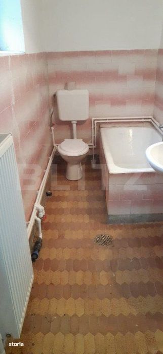 Casa de vanzare, cu 5 camere, 112 mp, Gaesti