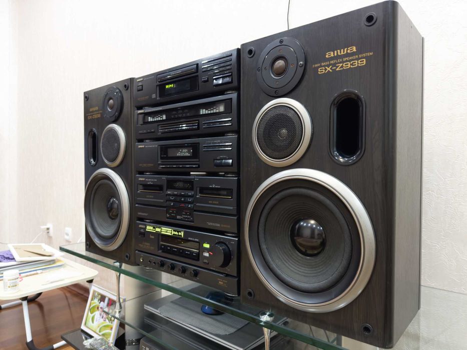 Музыкальный центр  AIWA