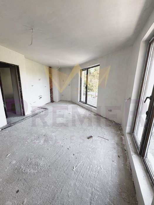 Продава се Двустаен апартамент в София, Банишора - 73 кв.м за 2500 €/кв.м - Снимка #1