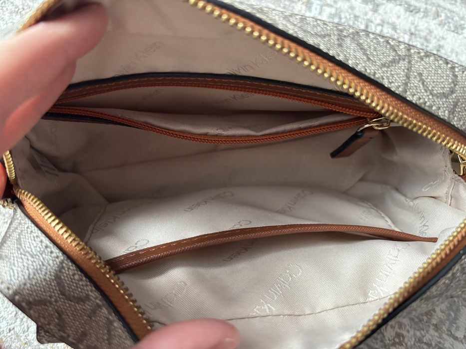 Кроссбоди Calvin Klein