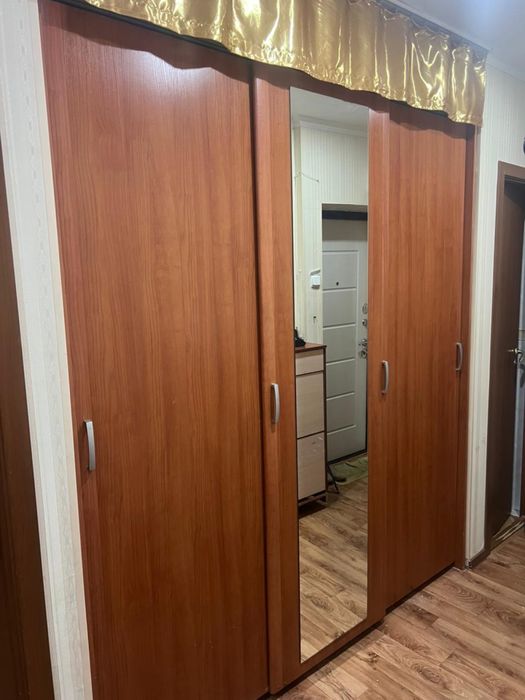 Шифоньер 3шт с зеракалом