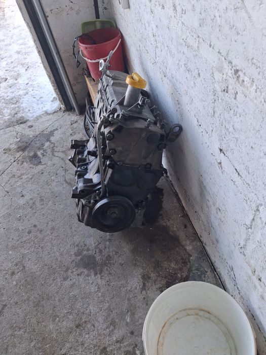 Матор рено сандера