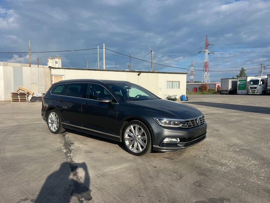 W passat R Line.   2017.