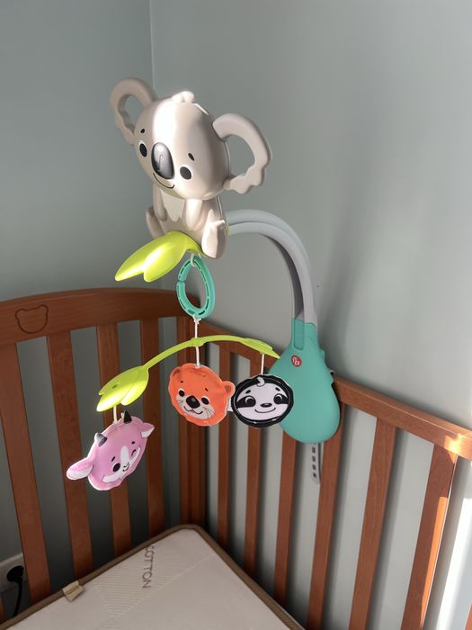 Fisher price музикална играчка за кошара