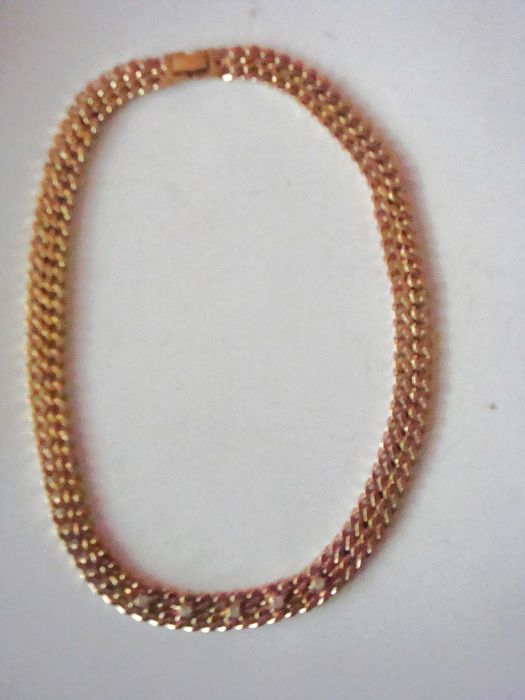 Дамско     колие