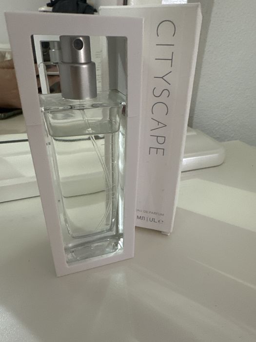 Продам духи Mary kay