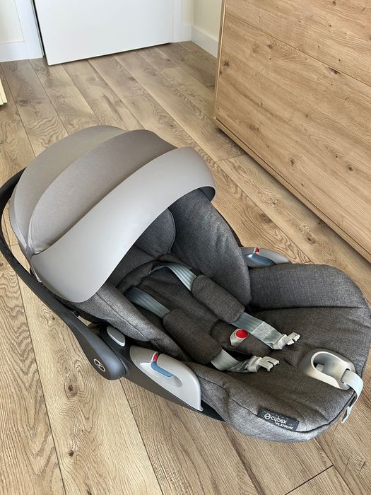 Scoica auto pentru copii Cybex Platinum - Cloud Z i-Size Plus & baza Z