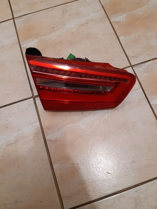 Stop sanga spate haion Audi A6 necesita reparatie .