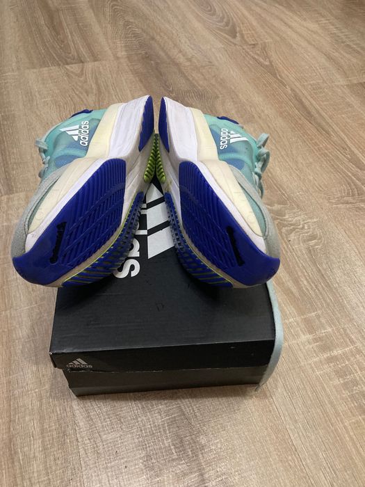 Маратонки Adidas за момиче номер 36