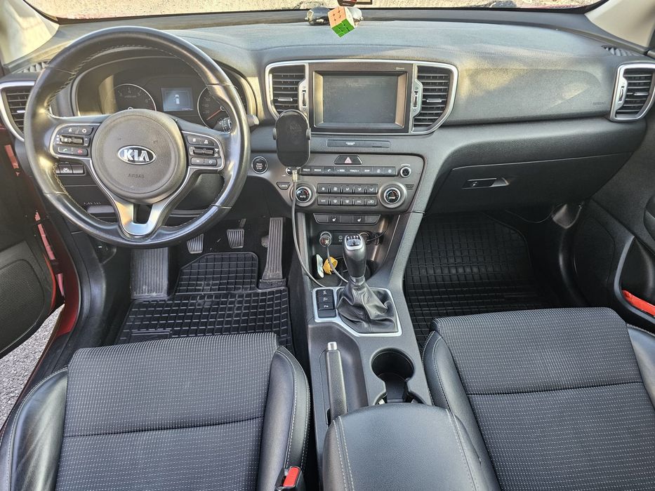 Kia Sportage 2018 benzină, 12.500 € — imagine 5