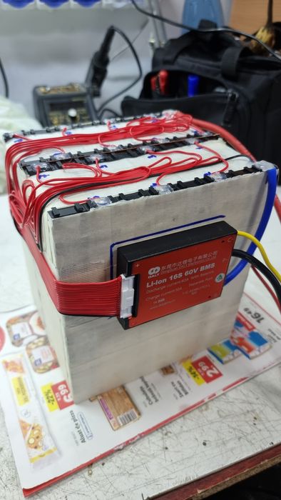 Reparatii/service baterii trotinete , etc  Iași