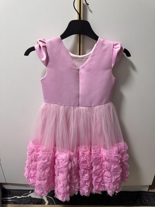 Продам Платье розовое