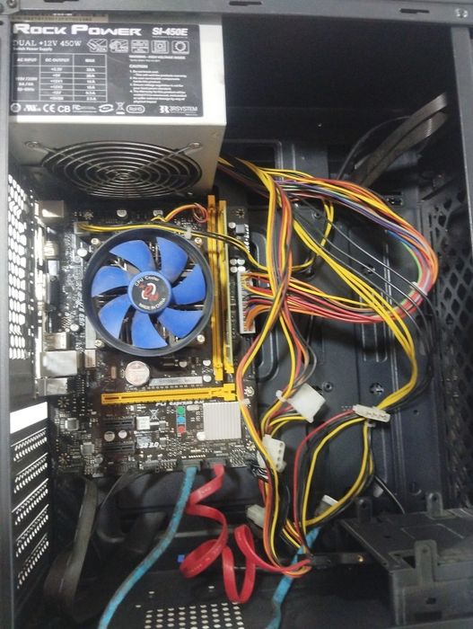 Keys H110 i3 6100 4gig ozu
