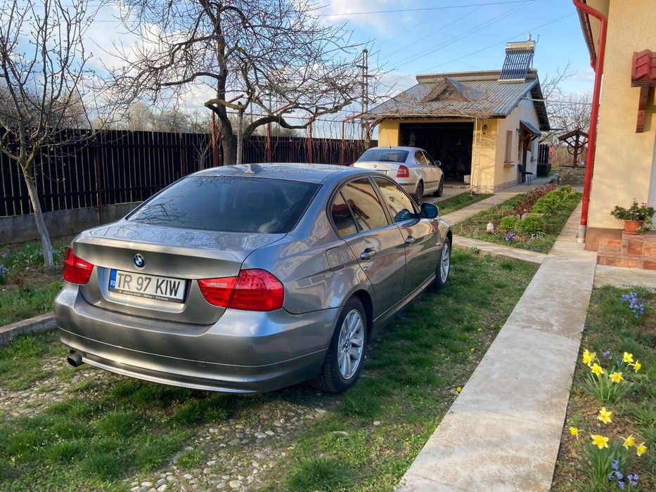 BMW Seria 3 2009 — imagine 5