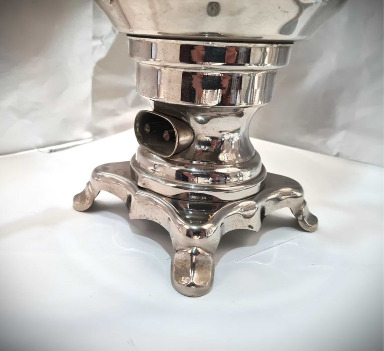 Samovar electric sovietic (sau "Electrosamovar") (200 - 180 lei)