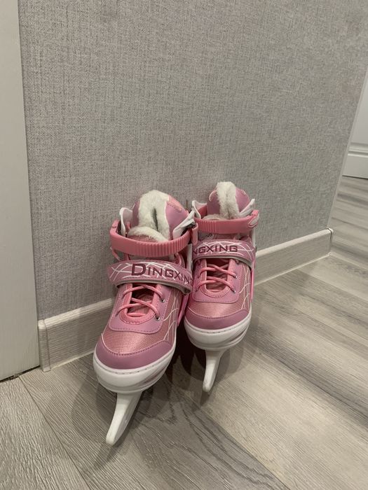 Продам коньки для девочки