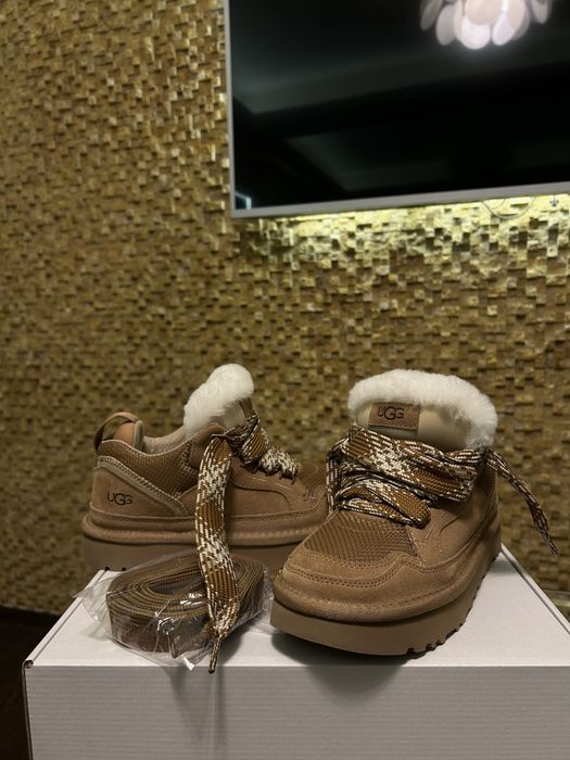 UGG Lowmel Chestnut
