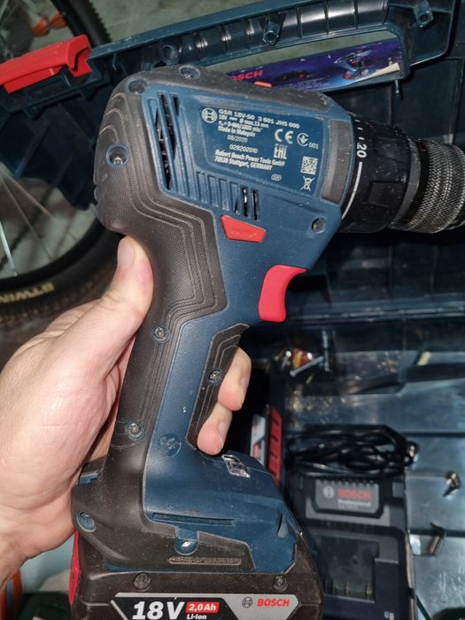 Filetantă Bosch Professional fara perii  GSR 18V-50
