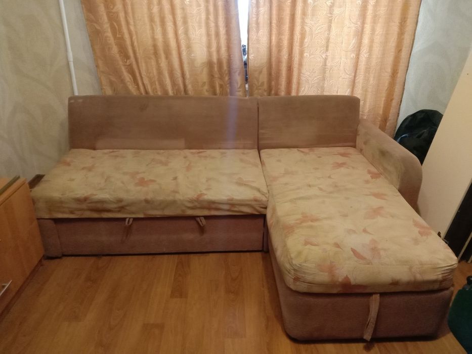 Продам диван б/у