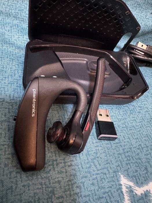 Casca Bluetooth Plantronics Voyager 5200 cu Case